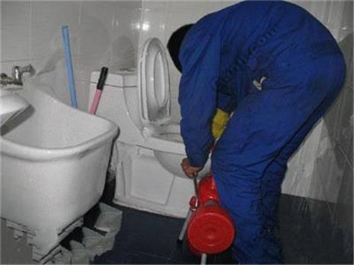 泉州石獅馬桶維修附近電話_不通不收費(fèi)